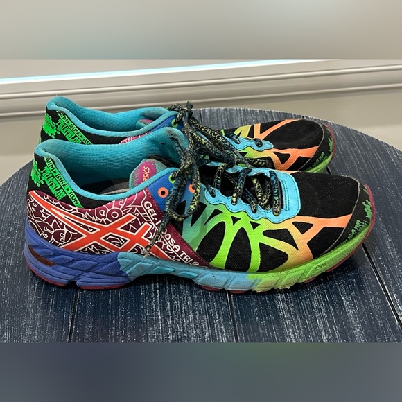 ASICS Gel Noosa Tri Sneakers - Picture 6 of 7